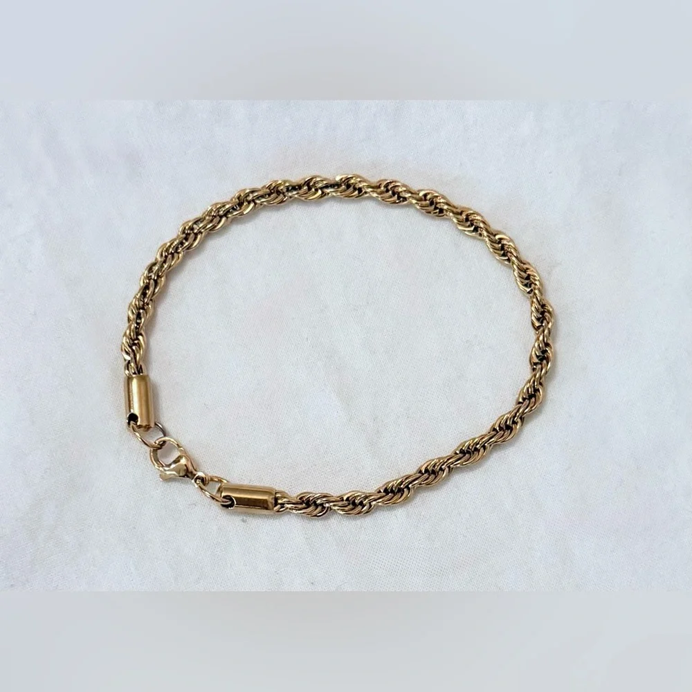 Gold Rope Chain Bracelet - Picture 1 of 2